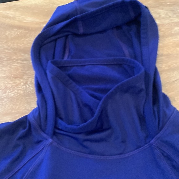 Athleta plush tech  running hoodie pullover - Picture 3 of 7